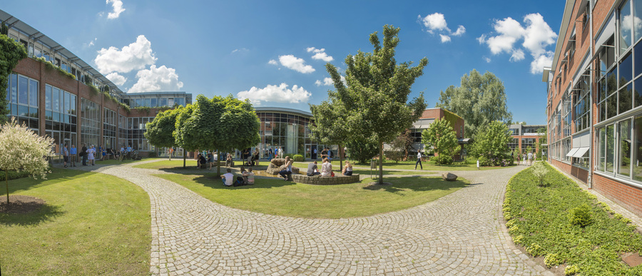 Campus der NORDAKADEMIE Hochschule der Wirtschaft